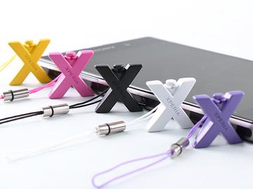 購買Xperia系列手機 即送Sony X炫彩時尚吊飾