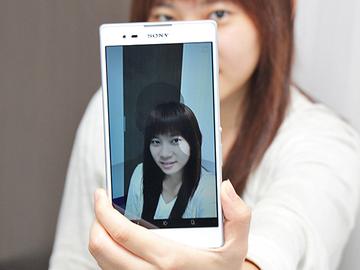 索尼6吋中階LTE智慧機Xperia T2 Ultra實測