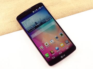 LG G Pro 2冰晶紅新色賞析 突顯低調沉穩感