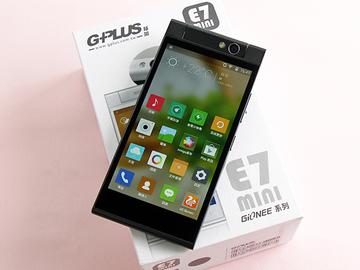 13MP旋轉鏡頭八核雙卡手機G-PLUS E7 mini詳測