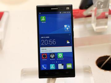 薄型5吋4G手機ZTE Star1 星星1號實機體驗