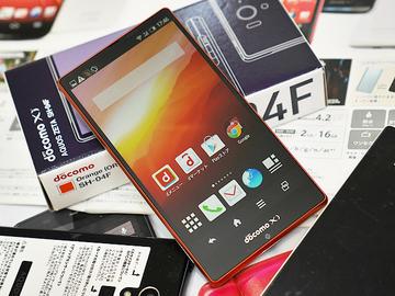 三面超窄邊！5.4吋LTE旗艦日機Sharp SH-04F