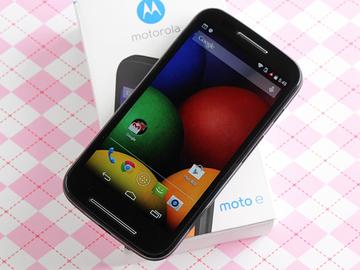 摩托羅拉4.3吋低價智慧型手機 Moto E