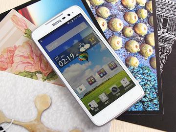 5吋4G智慧手機BenQ F5 四倍高感光暗處依舊精彩