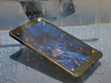 三防商用平板 三星GALAXY Tab Active動手玩【IFA 2014】