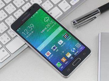 至薄、極美 三星GALAXY ALPHA金屬鉑型機