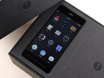 錘子手機T1大動作降價 預告新機T2明年發表