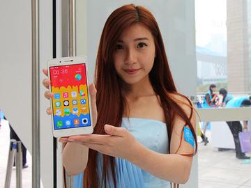 vivo X5Max全球最薄智慧手機 深圳實機動手玩