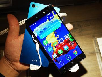 聯想Vibe X2 Pro、P90與Xtension外接補光燈體驗【CES 2015】