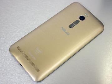 除了2GB/4GB ZenFone 2，3/9華碩將推外接閃燈配件