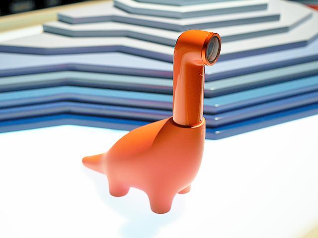 一秒變小恐龍！HTC RE超萌新配件現身【MWC 2015】