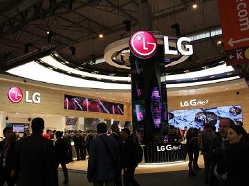 LG主打G Flex2！Magna、Spirit等新機齊亮相【MWC 2015】