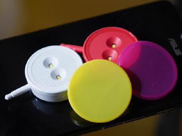 支援跨品牌裝置！華碩外接閃燈、新款ZenPower配件動手玩