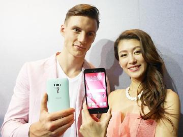 雙13MP自拍神器 華碩ZenFone Selfie動手玩[Computex 2015]