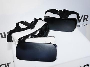 三星Gear VR虛擬實境1/15開賣 搶先體驗折500