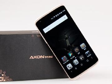 [開箱]5.2吋天機ZTE AXON mini高配版 具備壓力感應螢幕