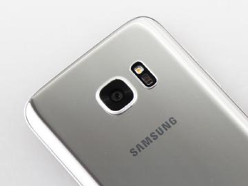 差在哪?兩種版本的三星S7實拍比較