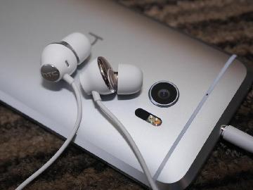 非蘋陣營首見！HTC 10支援Apple AirPlay
