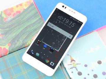[評測]潑彩外型入門機HTC Desire 825體驗