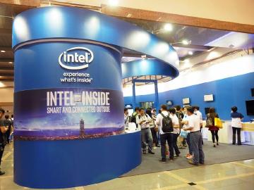 Intel攜手鴻海開發5G技術 將投入亞太電信5G實測[Computex 2016]