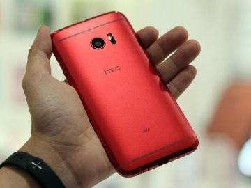 宏達電深耕日本高階市場 主打HTC 10夕光紅