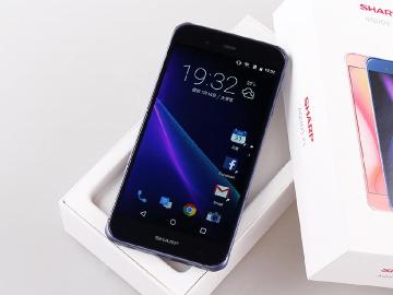 Sharp P1夏普旗艦手機 中華電信資費方案推出