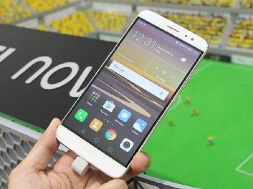 弧形金屬美機 HUAWEI nova系列動手玩[IFA 2016]
