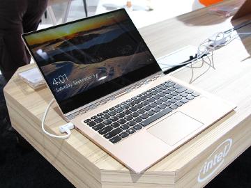 4K無邊框螢幕！Lenovo Yoga 910變形筆電[IFA 2016]