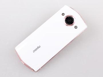 美圖手機M6台灣9/20上市發表 前後21MP相機