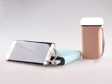 這些配件造型很特殊!三星水壺式行動電源與USB LED燈開箱