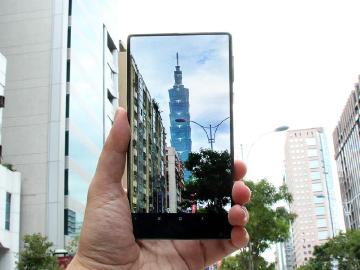 全面屏、全陶瓷規格配置 6.4吋小米MIX概念手機開箱