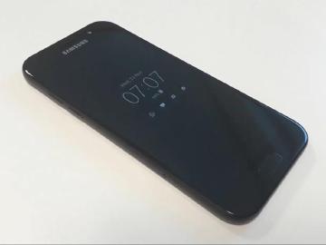 2017版SAMSUNG A5動手玩影片曝光