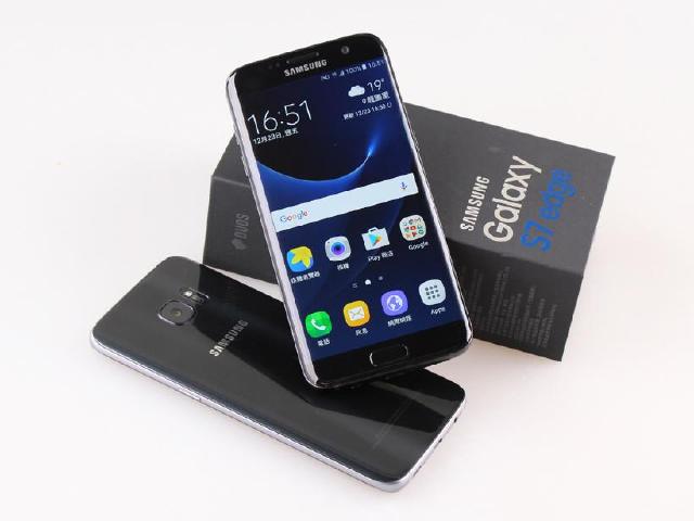 SAMSUNG S7 edge晶墨黑開箱 與瑪瑙黑顏色比較