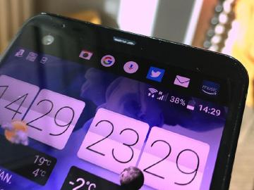 HTC U Ultra實機照疑曝光 擁雙螢幕、沒3.5mm耳機孔