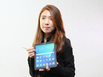 SAMSUNG Tab S3高階平板 S Pen加上雙鏡面[MWC 2017]