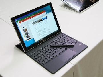三星Galaxy Book平板筆電也有S Pen[MWC 2017]