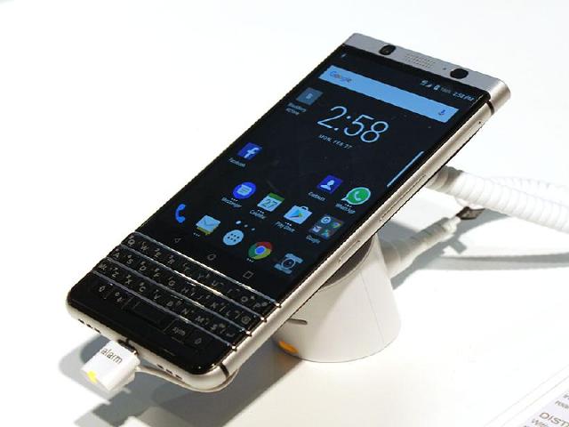 全新黑莓機KEYone 鍵盤加入指紋辨識[MWC 2017]