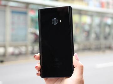小米Note 2全球版台灣開箱 3D曲面、全頻旗艦