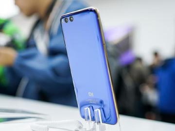 小米6四曲面、雙鏡頭規格發表 台灣上市還有得等