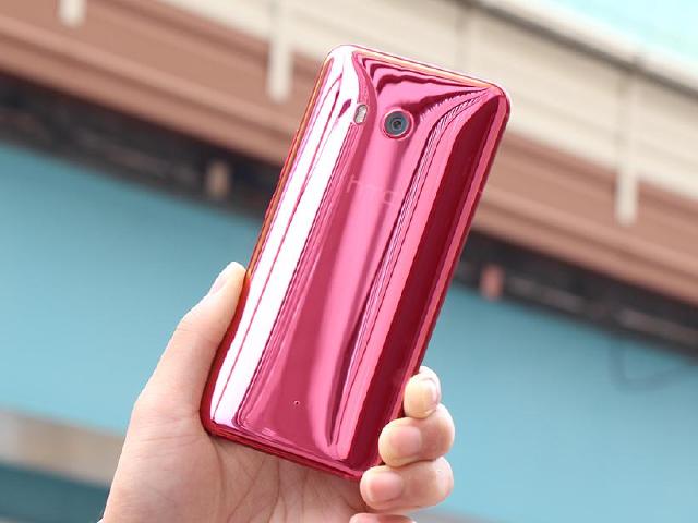 一款手機多種變化！HTC U11豔陽紅入手開箱