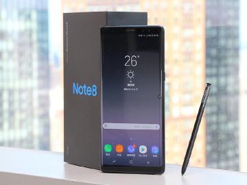 Note8盒裝開箱！三星Exynos 8895與高通S835跑分實測