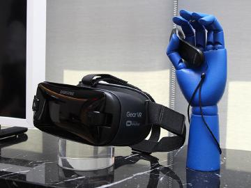 新一代Gear VR登台！三星Note 8配件同步上市