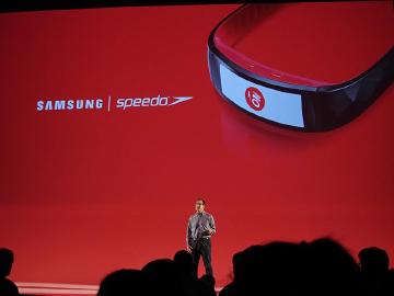 三星Gear運動錶將搭載Speedo On游泳追蹤程式[IFA 2017]