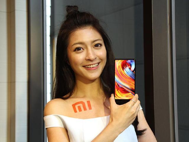 小米MIX2台灣10月中下旬上市 CA支援各大電信