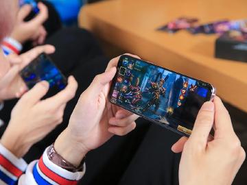 三星推線上購物 Note8與S8+傳說對決聯名組限量預購