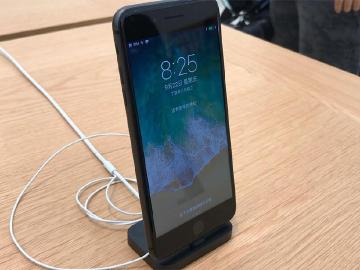 一分鐘看新機 iPhone 8 與 8 Plus台灣上市