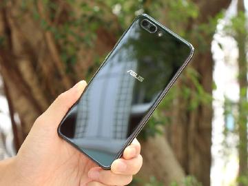 高通加持！華碩ZenFone4 Pro成首款雙Gigabit手機