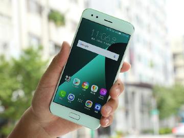 粉漾登場 ASUS ZenFone 4薄荷綠搶先開箱