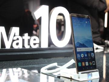 強打AI的華為Mate 10旗艦系列發表 台灣年底前上市