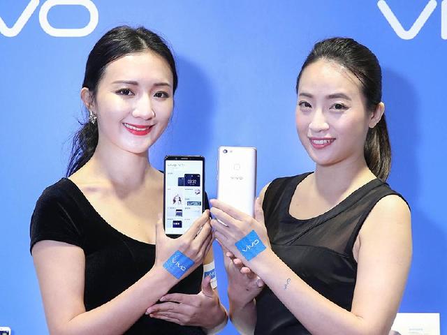 24MP前鏡頭規格 vivo V7與V7+台灣上市價錢公布